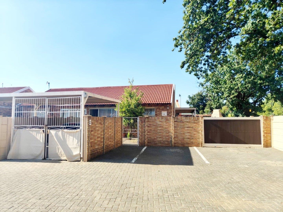 2 Bedroom Property for Sale in Hospitaalpark Free State